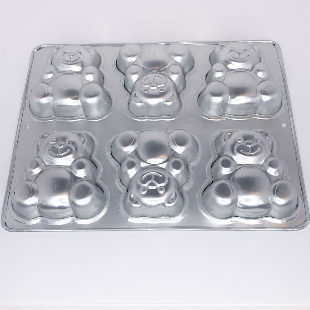 WILTON MINI TEDDY BEARS SHAPED CAKE PAN
